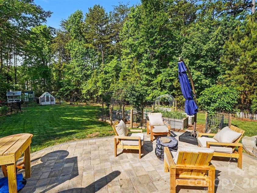 577 Normandy Road, Mooresville, NC 28117.  MLS# CAR4377906, YatesRealty ID 20085. 
