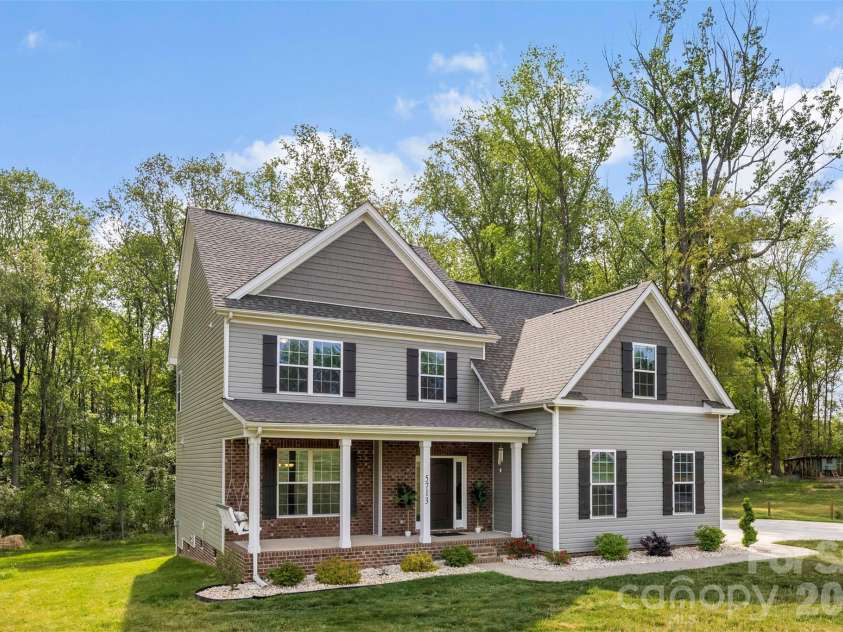 5713 Rehobeth Road, Waxhaw, NC 28173.  MLS# CAR4366678, YatesRealty ID 20086. Welcome Home!