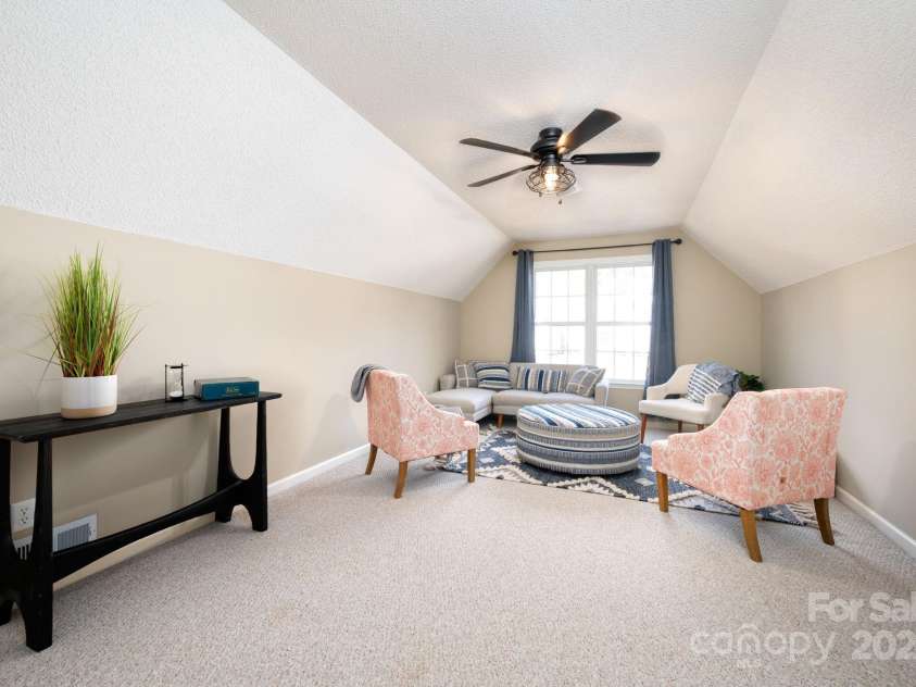 207 Farm Creek Drive, Asheville, NC 28806.  MLS# CAR4320360, YatesRealty ID 20088. Need an extra den, home office, craft space, or guest bedroom?