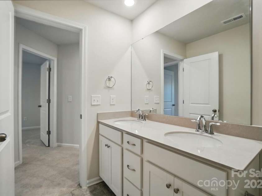 117 Rooster Tail Lane, Troutman, NC 28166.  MLS# CAR4247158, YatesRealty ID 20089. 