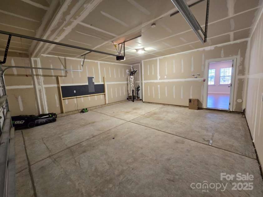 117 Rooster Tail Lane, Troutman, NC 28166.  MLS# CAR4247158, YatesRealty ID 20089. 