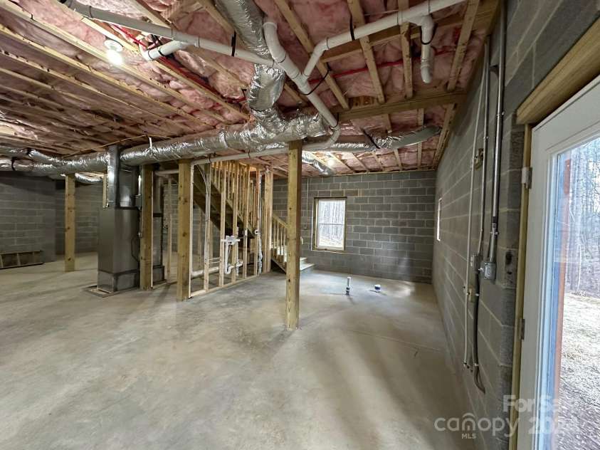 132 Chasewood Drive, Rutherfordton, NC 28139.  MLS# CAR4020270, YatesRealty ID 2009. 