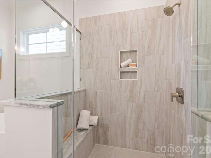 19048 Newburg Hill Road, Davidson, NC 28036.  MLS# CAR4293963, YatesRealty ID 2009. 
