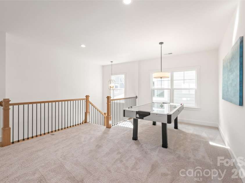 19048 Newburg Hill Road, Davidson, NC 28036.  MLS# CAR4293963, YatesRealty ID 2009. 