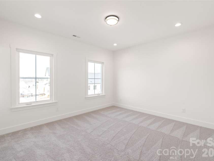 19048 Newburg Hill Road, Davidson, NC 28036.  MLS# CAR4293963, YatesRealty ID 2009. 
