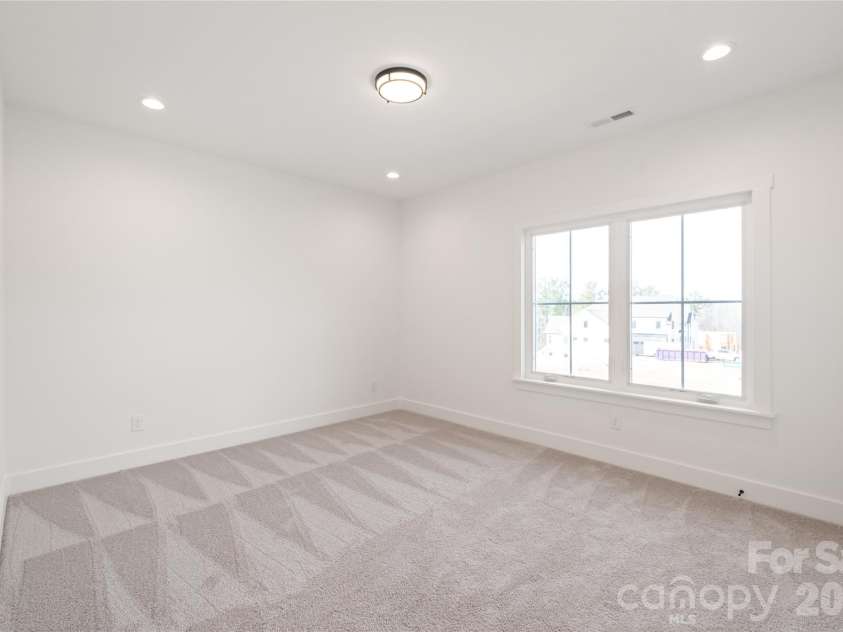 19048 Newburg Hill Road, Davidson, NC 28036.  MLS# CAR4293963, YatesRealty ID 2009. 