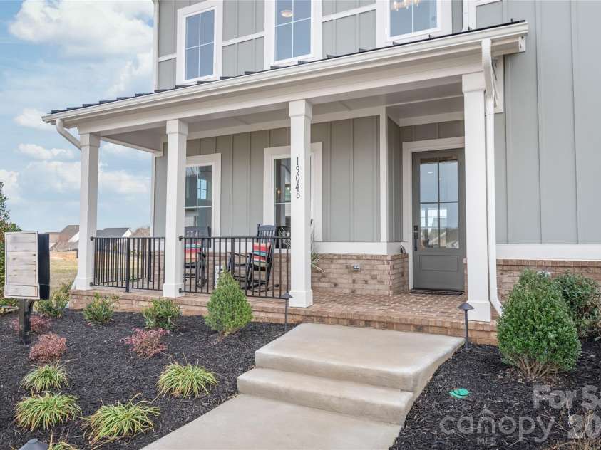 19048 Newburg Hill Road, Davidson, NC 28036.  MLS# CAR4293963, YatesRealty ID 2009. 
