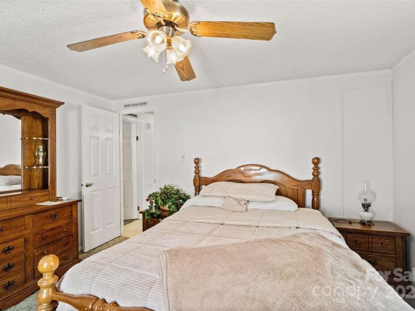 5909 Lake Valley Road, Clover, SC 29710.  MLS# CAR4288971, YatesRealty ID 2009. Bedroom #2