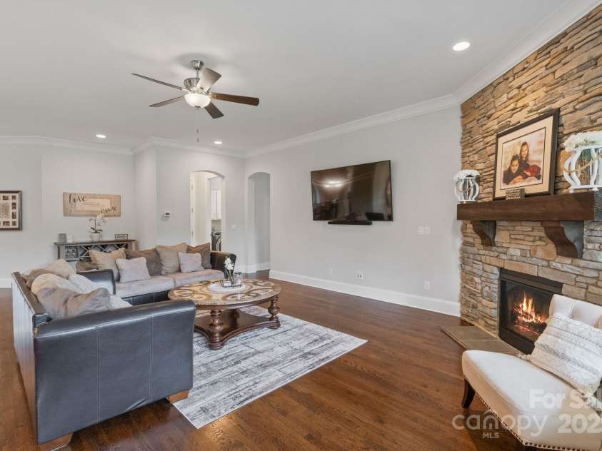 1128 Rosecliff Drive, Waxhaw, NC 28173.  MLS# CAR4296694, YatesRealty ID 20090. 