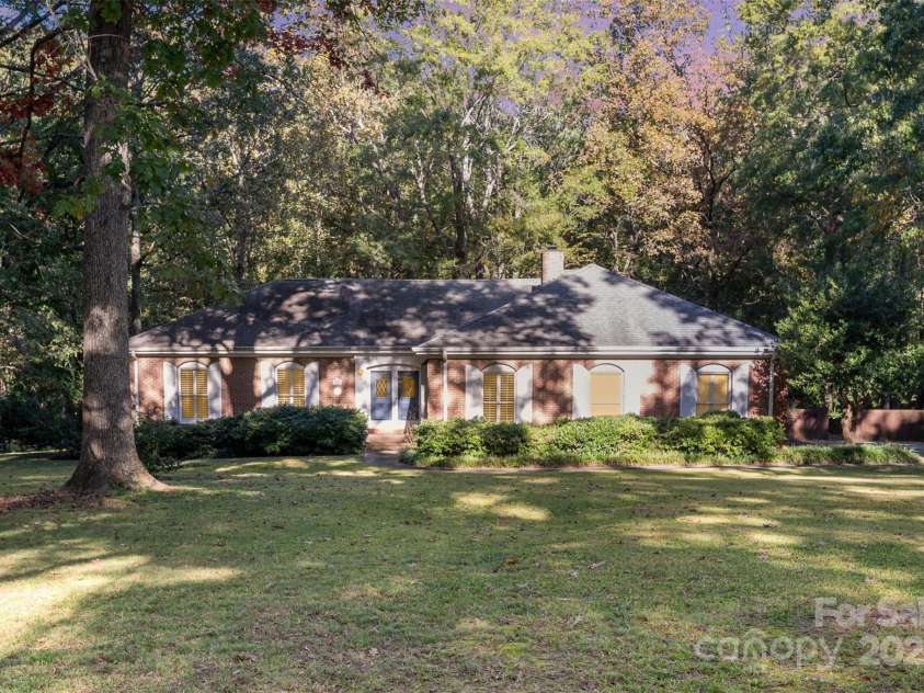 2643 Rolling Hills Drive, Monroe, NC 28110.  MLS# CAR4249052, YatesRealty ID 20092. 