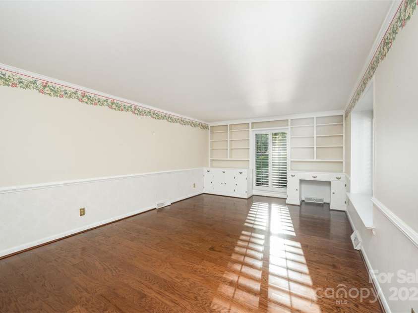 2643 Rolling Hills Drive, Monroe, NC 28110.  MLS# CAR4249052, YatesRealty ID 20092. 