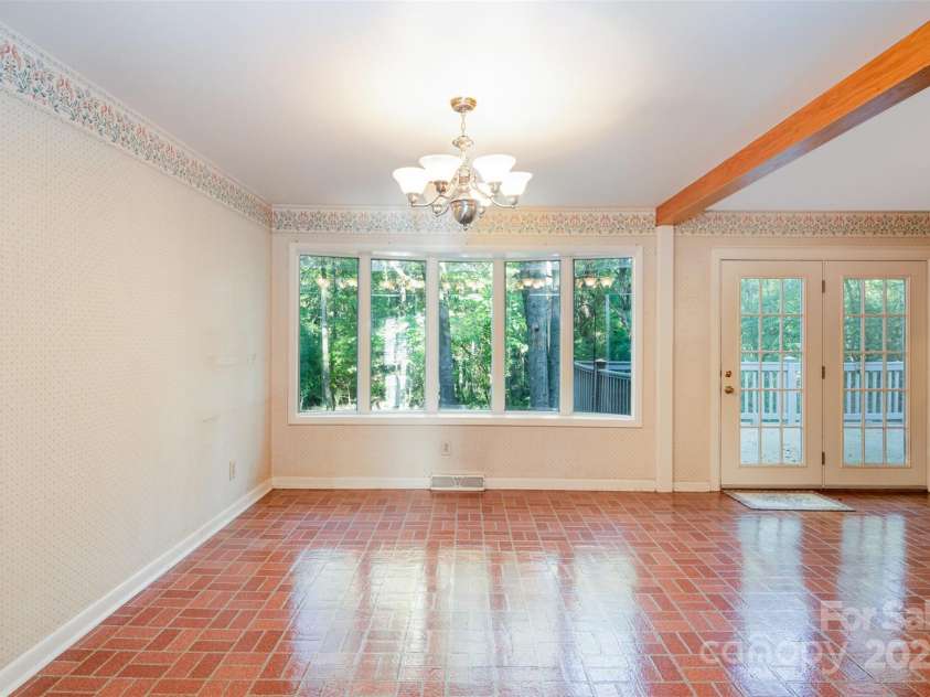 2643 Rolling Hills Drive, Monroe, NC 28110.  MLS# CAR4249052, YatesRealty ID 20092. 