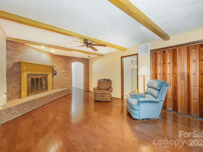 2643 Rolling Hills Drive, Monroe, NC 28110.  MLS# CAR4249052, YatesRealty ID 20092. 