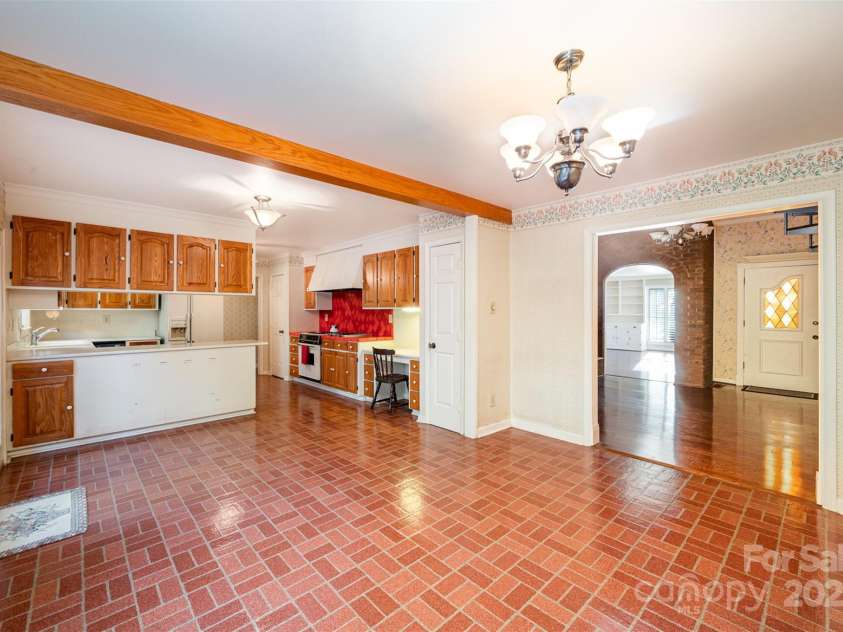 2643 Rolling Hills Drive, Monroe, NC 28110.  MLS# CAR4249052, YatesRealty ID 20092. 