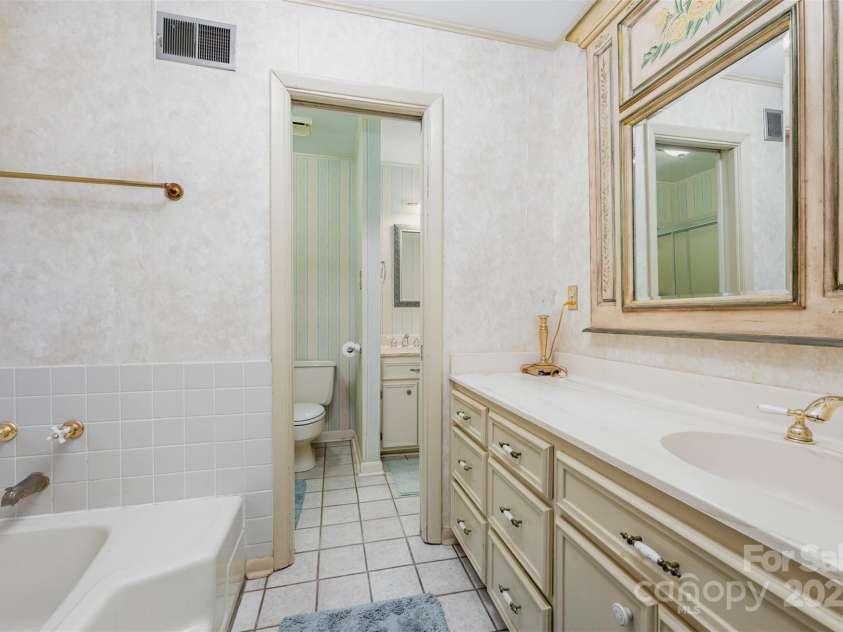 2643 Rolling Hills Drive, Monroe, NC 28110.  MLS# CAR4249052, YatesRealty ID 20092. 