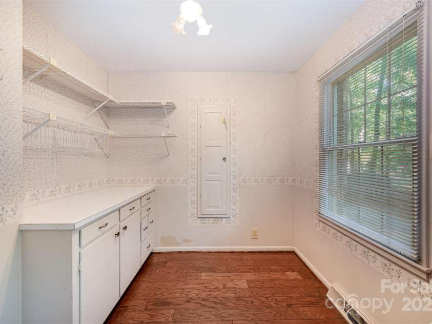 2643 Rolling Hills Drive, Monroe, NC 28110.  MLS# CAR4249052, YatesRealty ID 20092. 