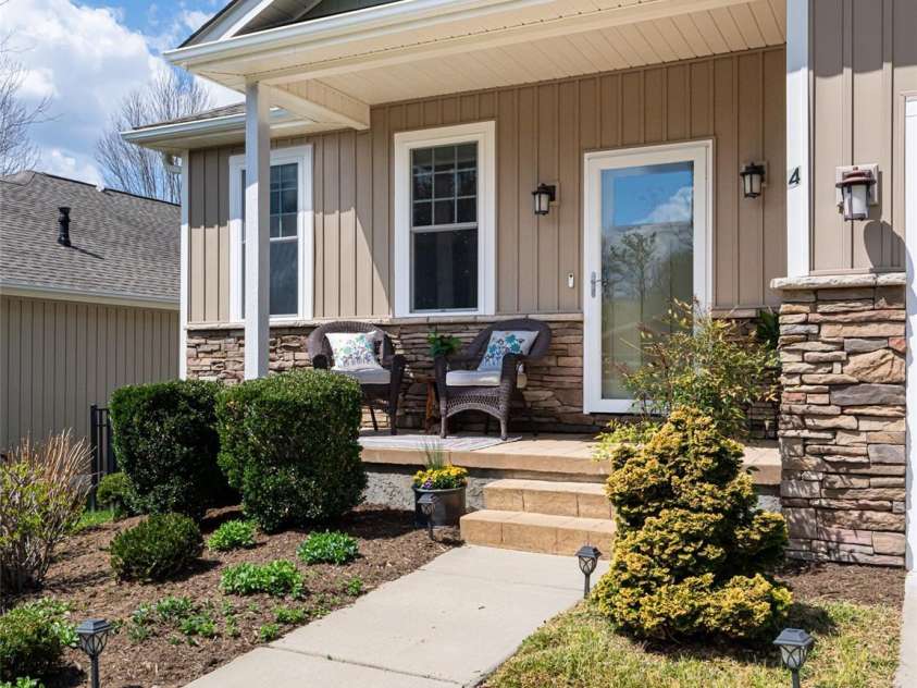 4 Nectar Way, Swannanoa, NC 28778.  MLS# CAR4365366, YatesRealty ID 20092. 