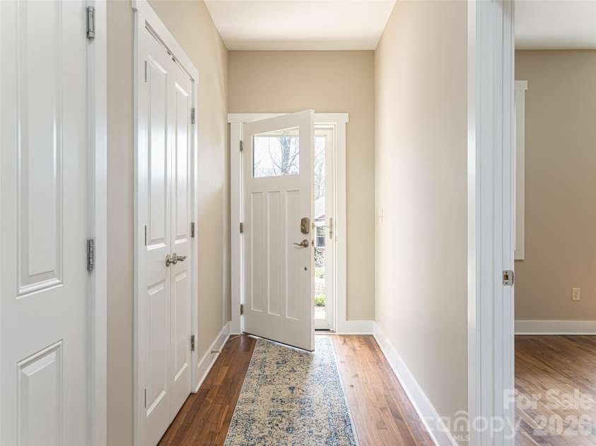 4 Nectar Way, Swannanoa, NC 28778.  MLS# CAR4365366, YatesRealty ID 20092. 