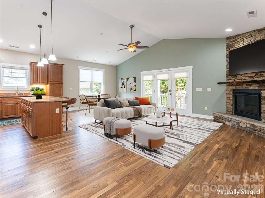4 Nectar Way, Swannanoa, NC 28778.  MLS# CAR4365366, YatesRealty ID 20092. 