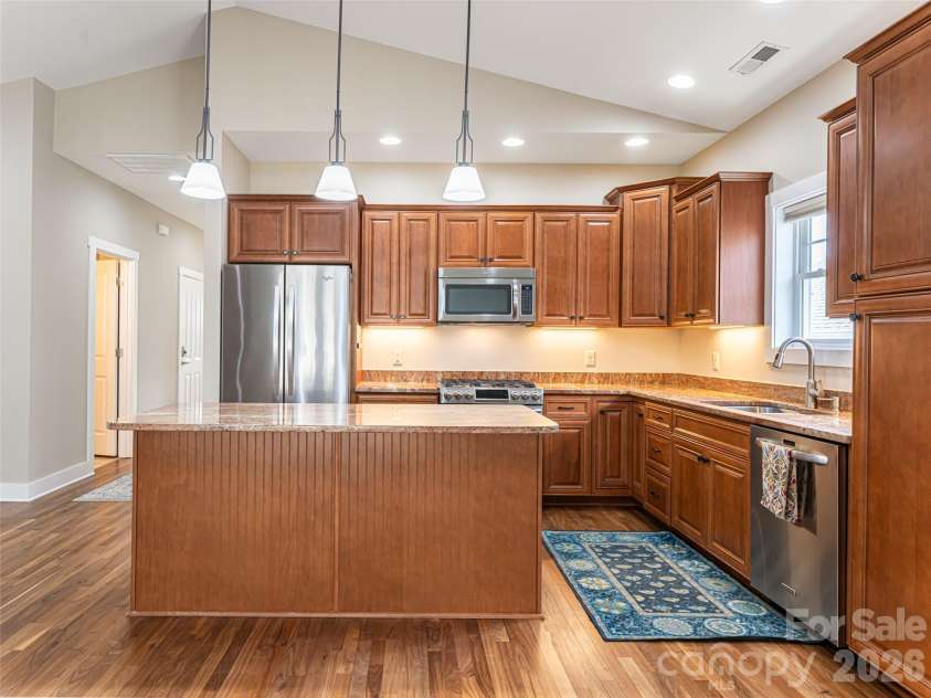 4 Nectar Way, Swannanoa, NC 28778.  MLS# CAR4365366, YatesRealty ID 20092. 