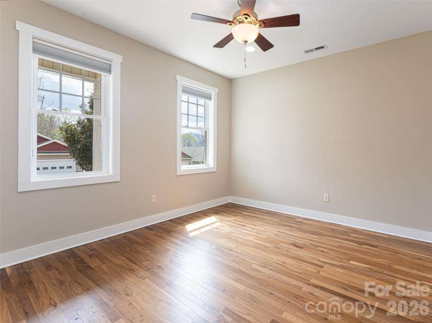 4 Nectar Way, Swannanoa, NC 28778.  MLS# CAR4365366, YatesRealty ID 20092. 