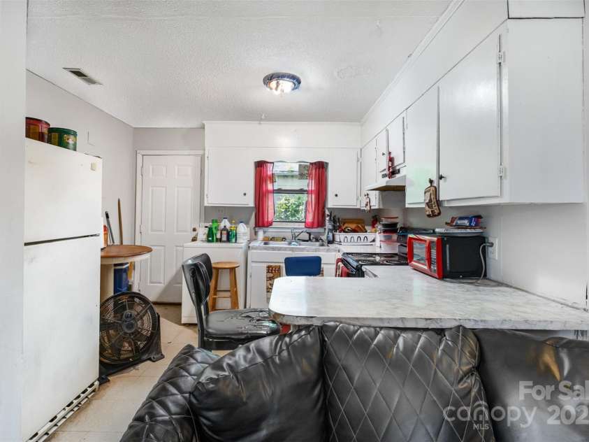 205, 207, 209 Friedheim Road, Rock Hill, SC 29730.  MLS# CAR4271935, YatesRealty ID 20093. 