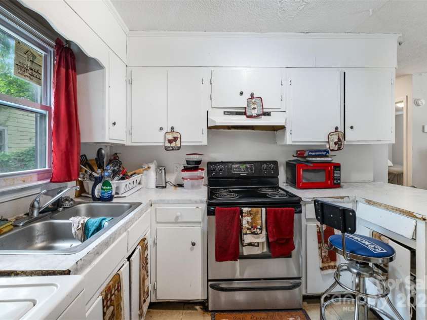 205, 207, 209 Friedheim Road, Rock Hill, SC 29730.  MLS# CAR4271935, YatesRealty ID 20093. 