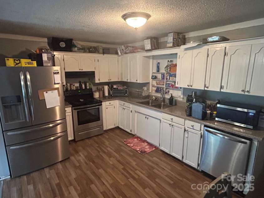 110 WASHINGTON Court, Cowpens, SC 29330.  MLS# CAR4268109, YatesRealty ID 20094. 