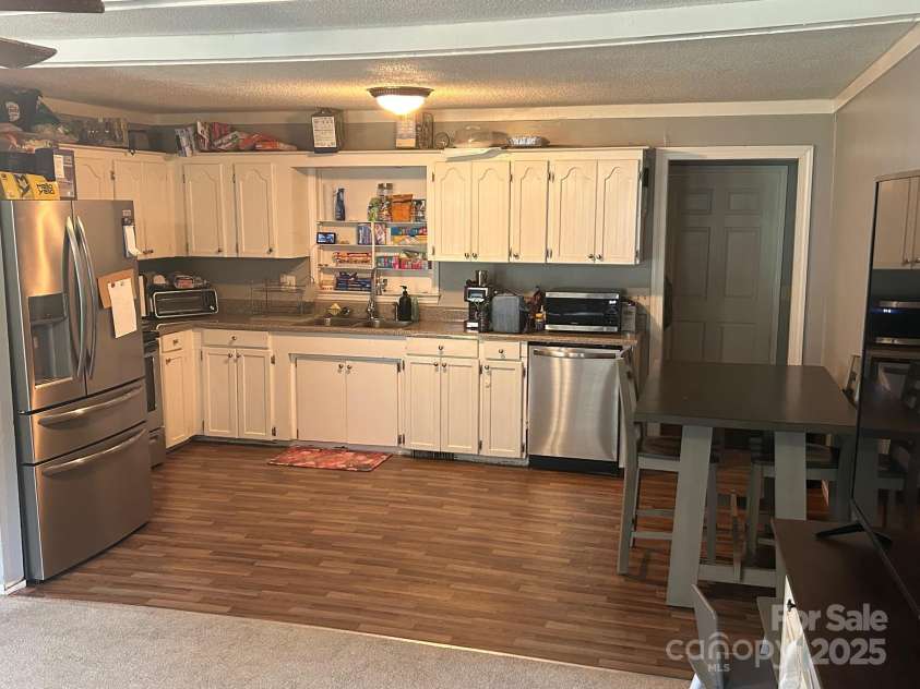 110 WASHINGTON Court, Cowpens, SC 29330.  MLS# CAR4268109, YatesRealty ID 20094. 