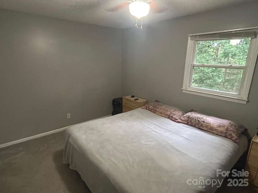 110 WASHINGTON Court, Cowpens, SC 29330.  MLS# CAR4268109, YatesRealty ID 20094. 