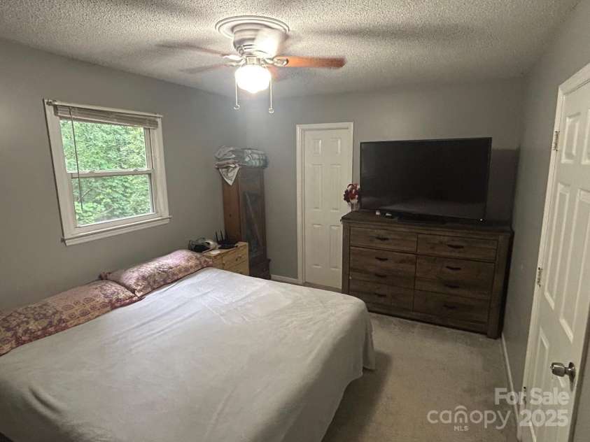 110 WASHINGTON Court, Cowpens, SC 29330.  MLS# CAR4268109, YatesRealty ID 20094. 