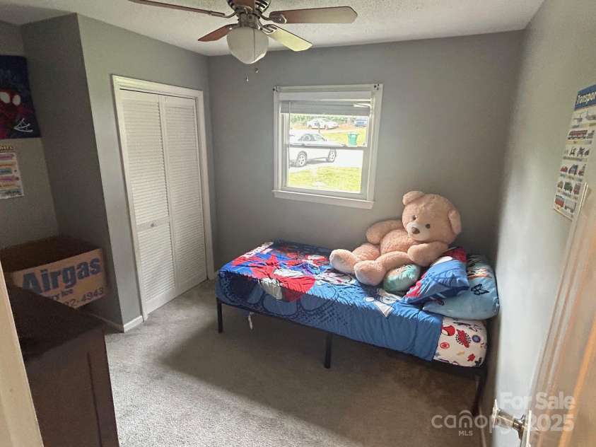 110 WASHINGTON Court, Cowpens, SC 29330.  MLS# CAR4268109, YatesRealty ID 20094. 