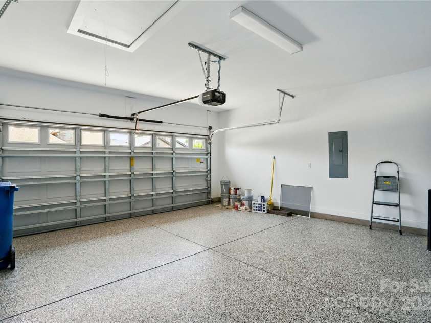 6277 Raven Rock Drive, Denver, NC 28037.  MLS# CAR4267466, YatesRealty ID 20095. 