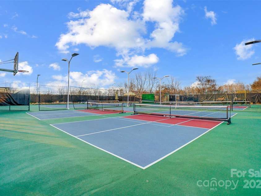 6277 Raven Rock Drive, Denver, NC 28037.  MLS# CAR4267466, YatesRealty ID 20095. 