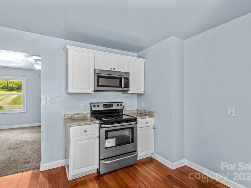 1725 Bristol Road, Statesville, NC 28677.  MLS# CAR4240312, YatesRealty ID 20096. 