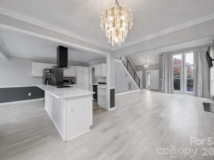 718 Emerson Drive, Mooresville, NC 28115.  MLS# CAR4325279, YatesRealty ID 20096. Open Concept Layout