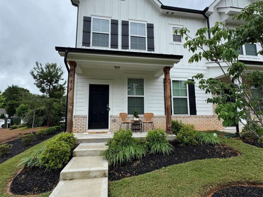 734 Herlong Avenue, Rock Hill, SC 29732.  MLS# CAR4264426, YatesRealty ID 20098. 