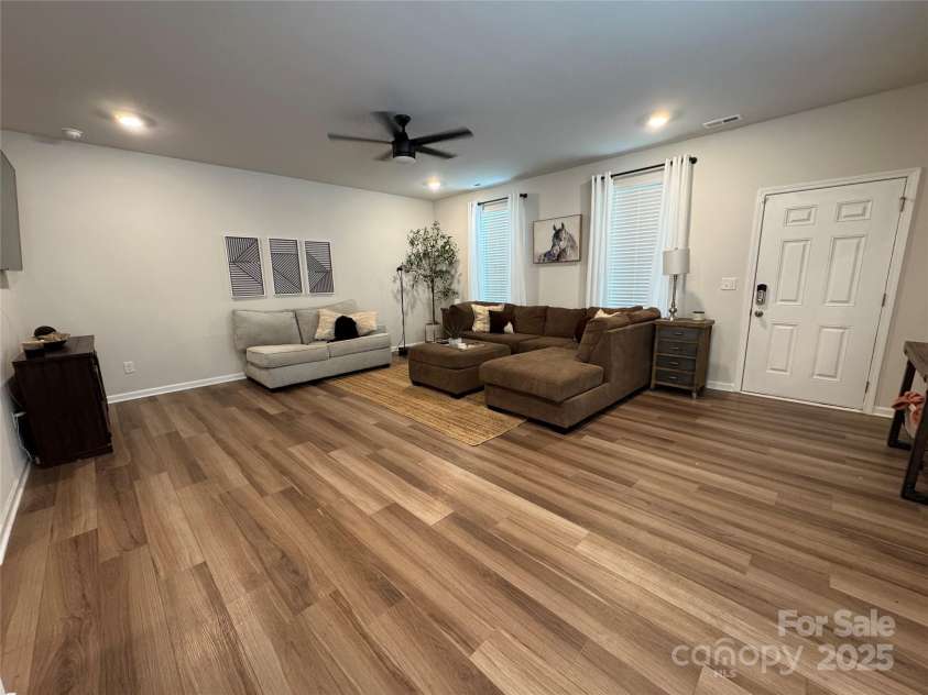 734 Herlong Avenue, Rock Hill, SC 29732.  MLS# CAR4264426, YatesRealty ID 20098. 