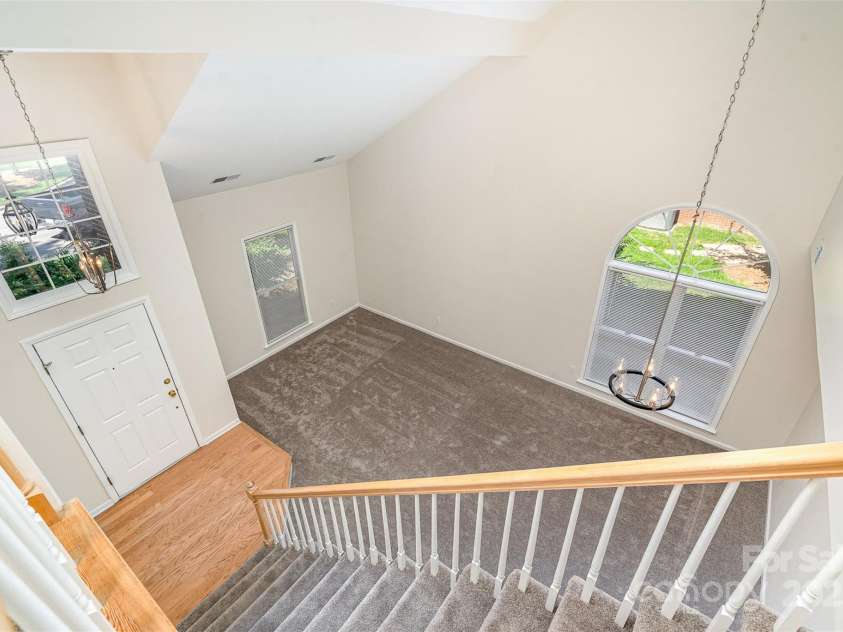 7031 Walton Heath Lane, Charlotte, NC 28277.  MLS# CAR4262618, YatesRealty ID 20099. 