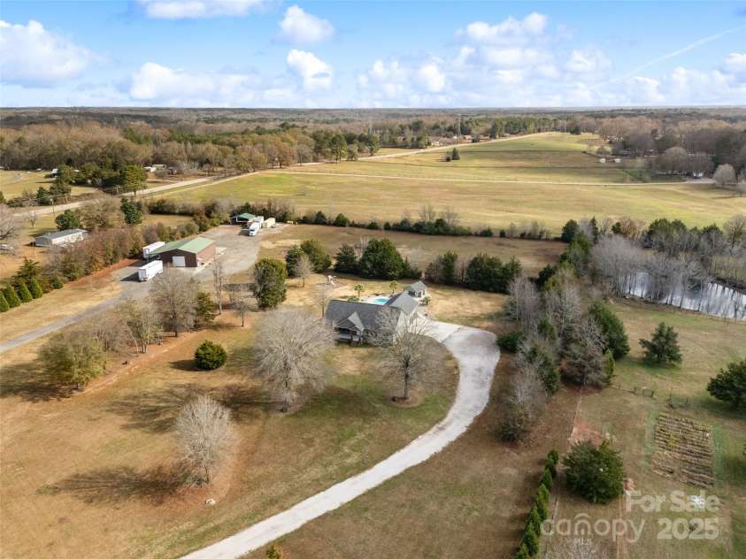 3050 Gordon Road, York, SC 29745.  MLS# CAR4325783, YatesRealty ID 2010. 