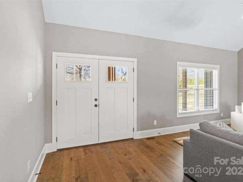 3050 Gordon Road, York, SC 29745.  MLS# CAR4325783, YatesRealty ID 2010. 