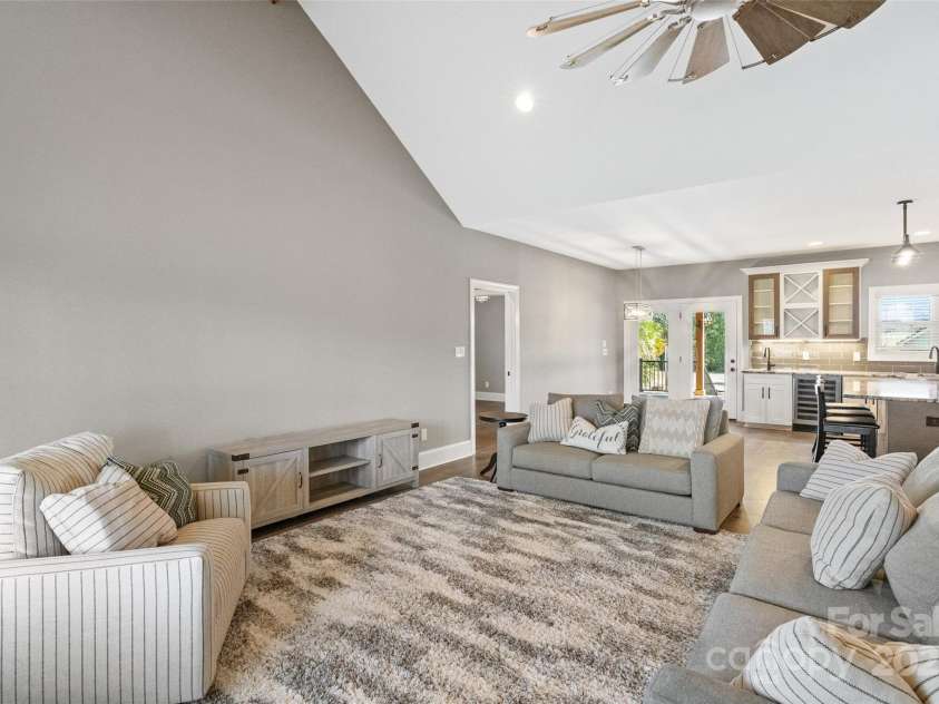 3050 Gordon Road, York, SC 29745.  MLS# CAR4325783, YatesRealty ID 2010. 