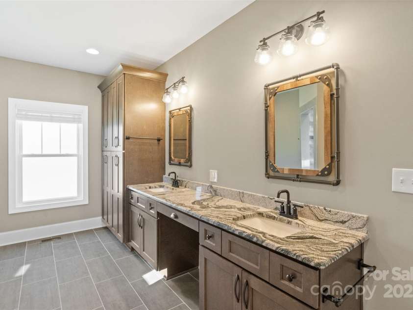 3050 Gordon Road, York, SC 29745.  MLS# CAR4325783, YatesRealty ID 2010. 