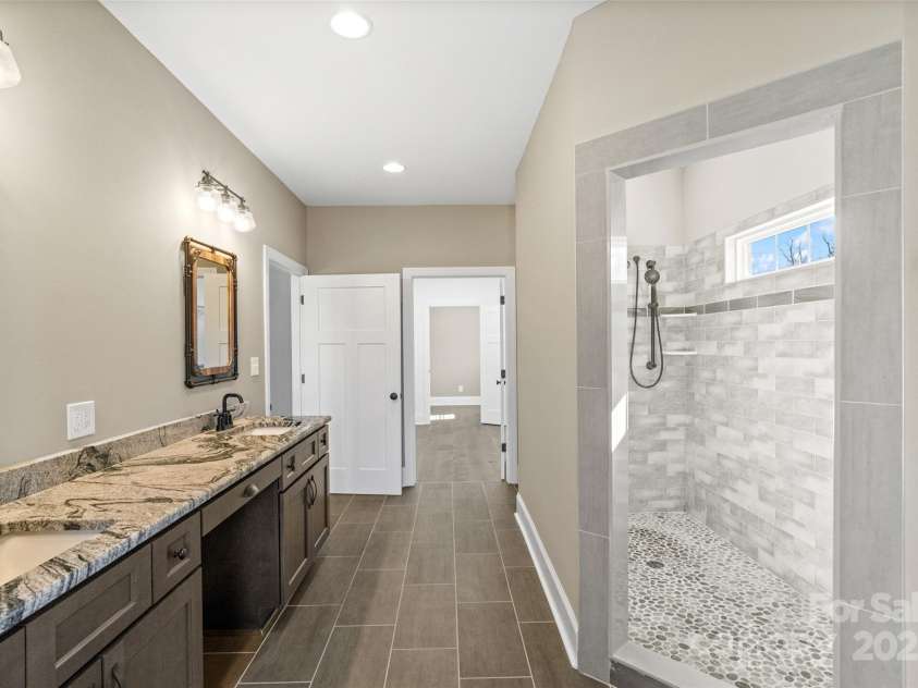 3050 Gordon Road, York, SC 29745.  MLS# CAR4325783, YatesRealty ID 2010. 