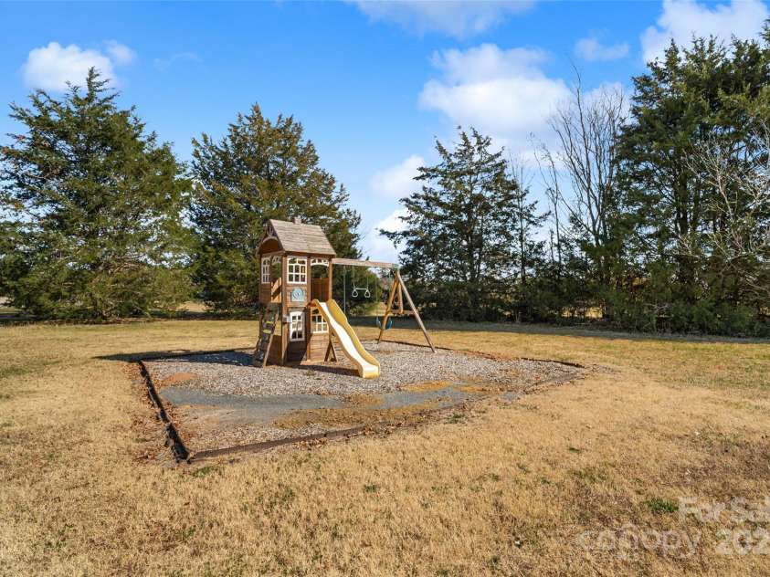 3050 Gordon Road, York, SC 29745.  MLS# CAR4325783, YatesRealty ID 2010. 