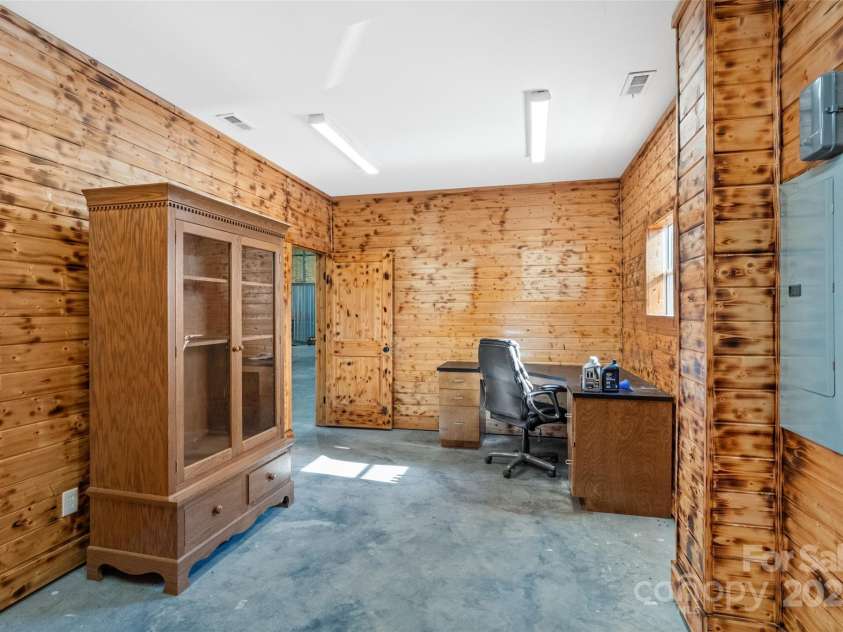 3050 Gordon Road, York, SC 29745.  MLS# CAR4325783, YatesRealty ID 2010. 