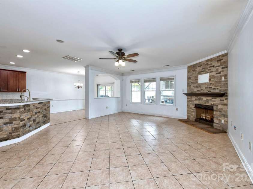 1013 Taylor Glenn Lane, Indian Trail, NC 28079.  MLS# CAR4163418, YatesRealty ID 20100. 