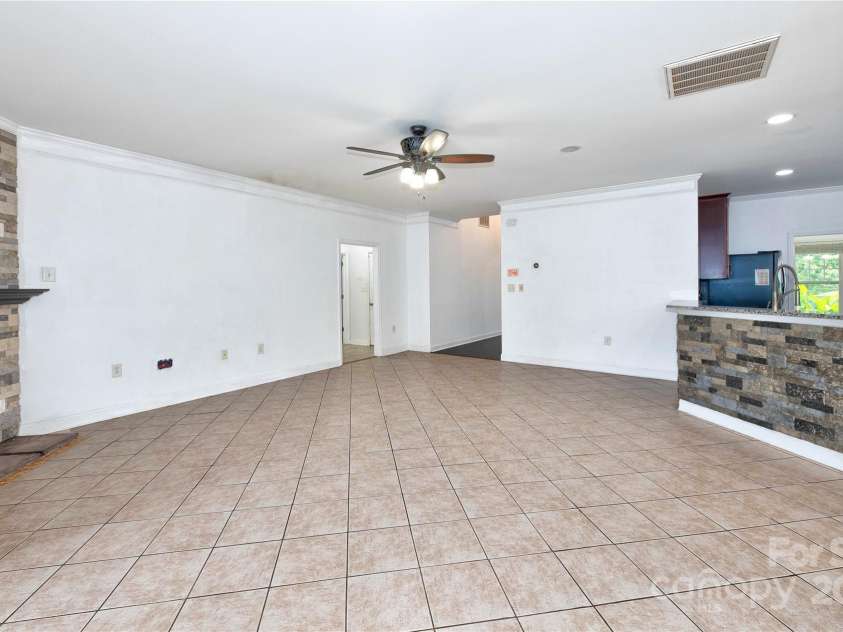 1013 Taylor Glenn Lane, Indian Trail, NC 28079.  MLS# CAR4163418, YatesRealty ID 20100. 