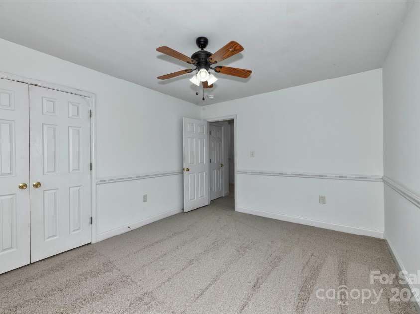 1013 Taylor Glenn Lane, Indian Trail, NC 28079.  MLS# CAR4163418, YatesRealty ID 20100. 