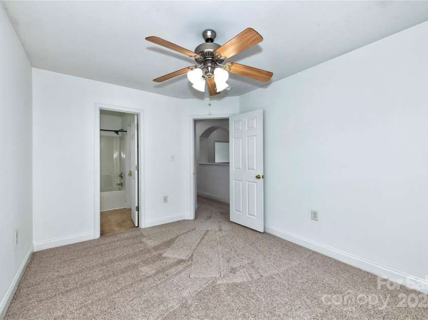 1013 Taylor Glenn Lane, Indian Trail, NC 28079.  MLS# CAR4163418, YatesRealty ID 20100. 